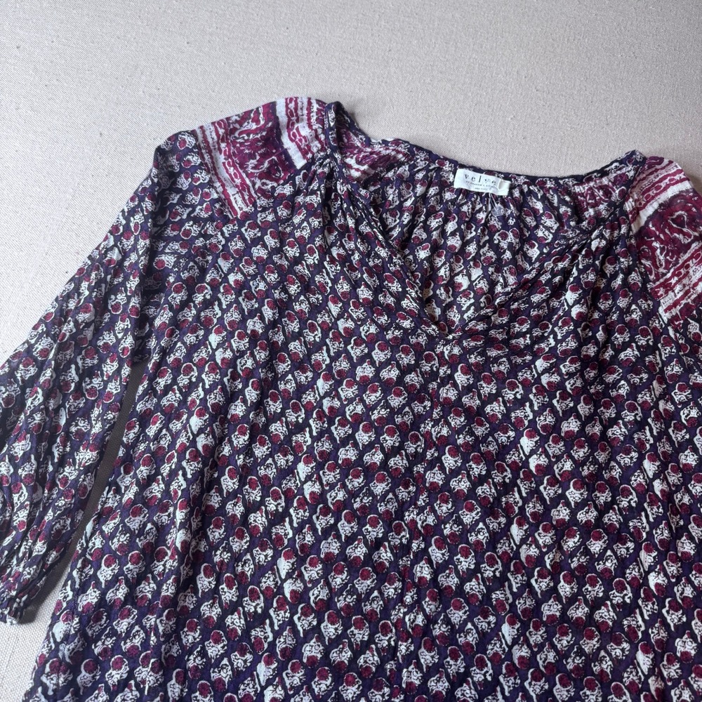 Velvet by Graham & Spencer Purple Batik Cotton Boho Blouse Small USA 100% Cotton